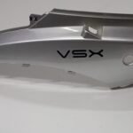 VSX KOLTUK ALTI VSX YAZILI SOL GRENAJ GUMUS (GRI)