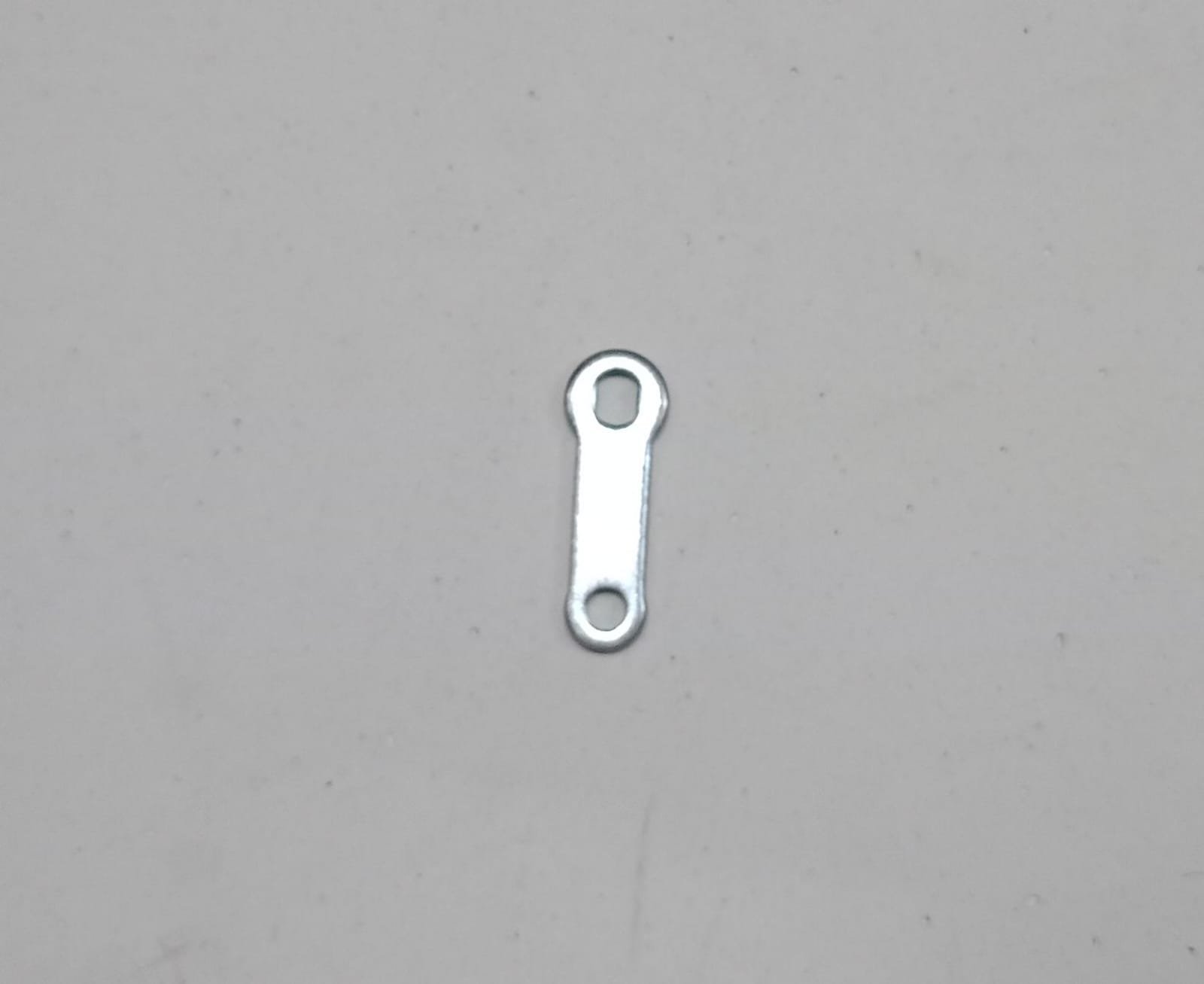 3M411-0001A-00-1.jpg APM2 KOLTUK KIZAK KİLİT MANDAL BRAKETİ - Görsel 1