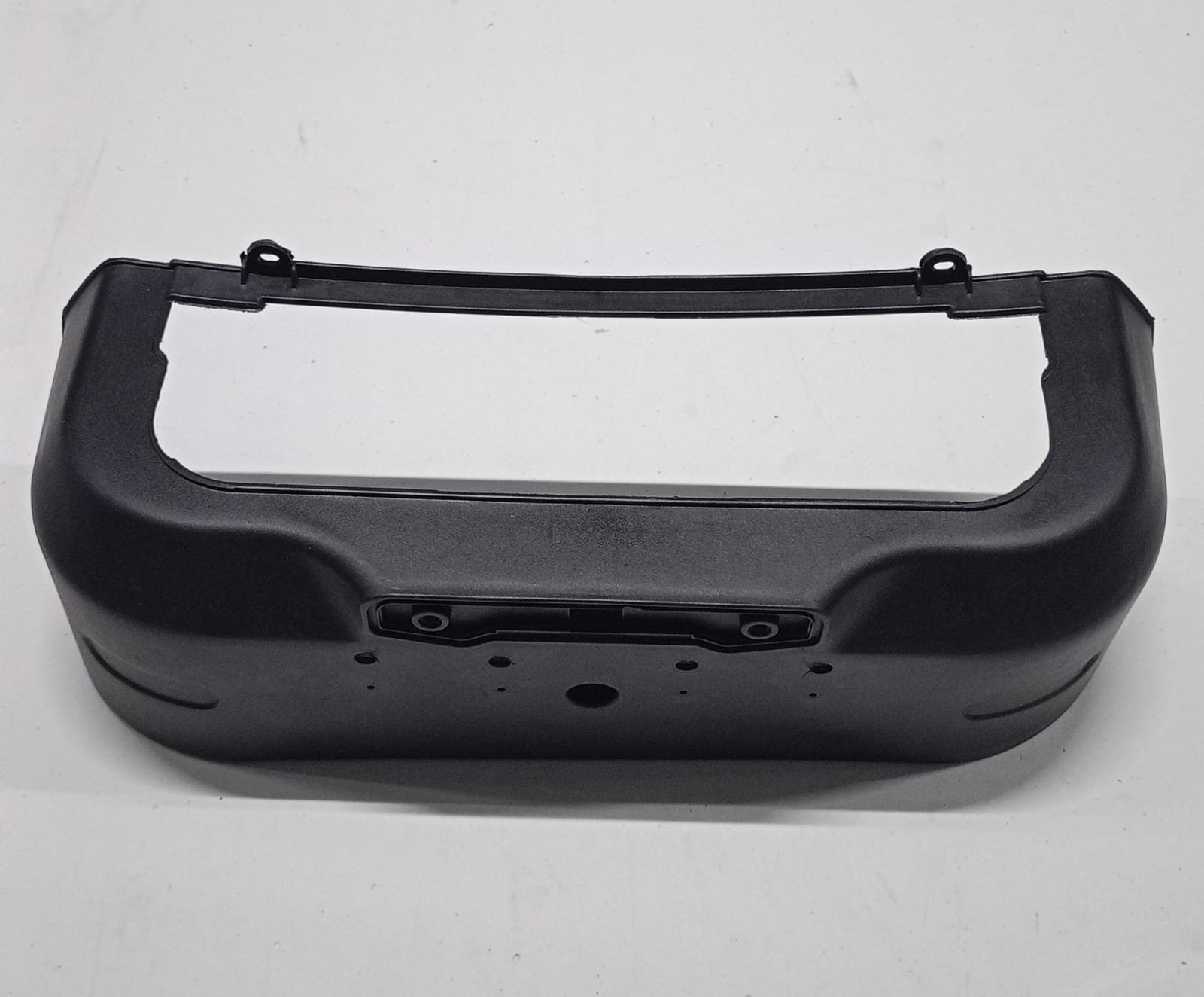3M411-7004A-00-1.jpg APM2 ARKA PLAKA YERİ PLASTİK - Görsel 1