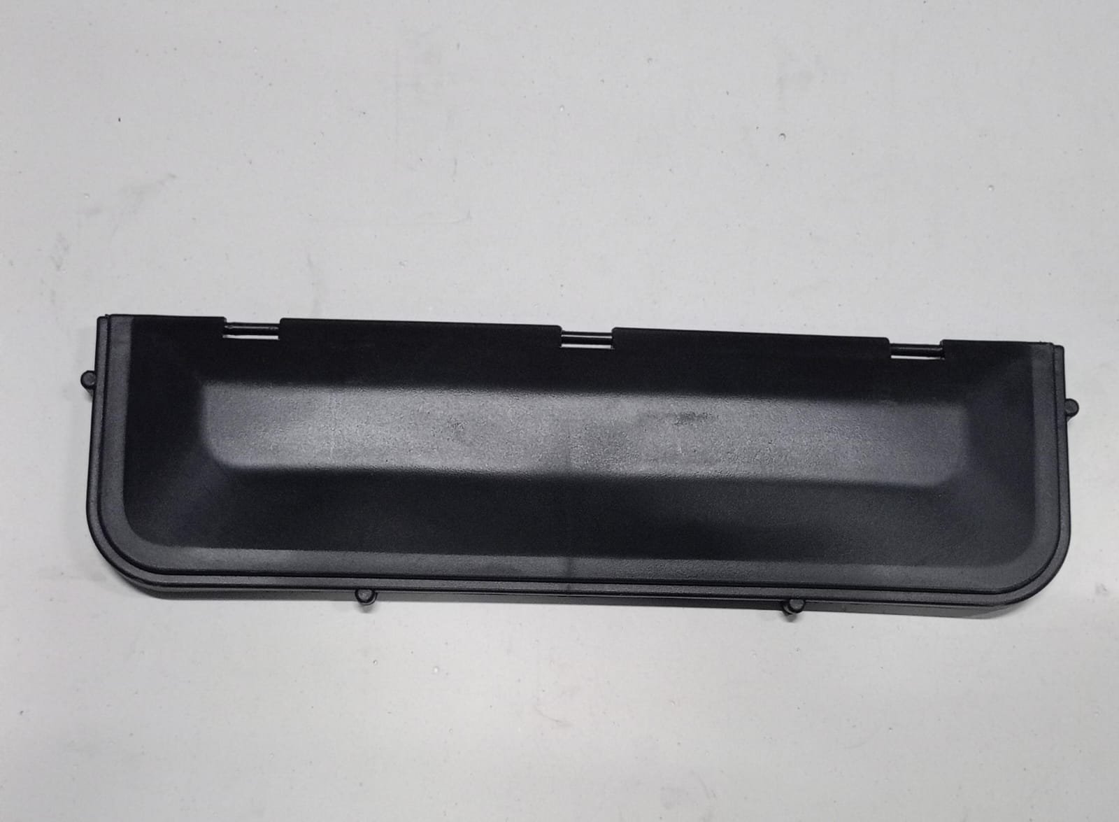 3M411-7006A-00-1.jpg APM2 ARKA SEPET KAPAK PLASTİK - Görsel 1