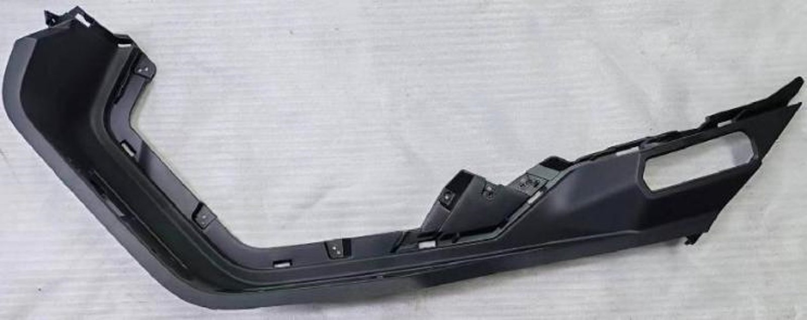 3M714-7010A-00-scaled-1.jpg RSX7 AYAK BASMA PLASTİK SOL - Görsel 1