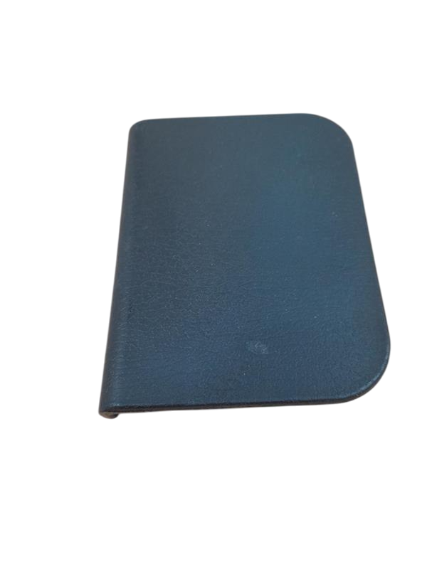 3M906-7032A-00-1.png EV2 ÖN CAMURLUK İÇ KAPAK PP SOL - Görsel 1